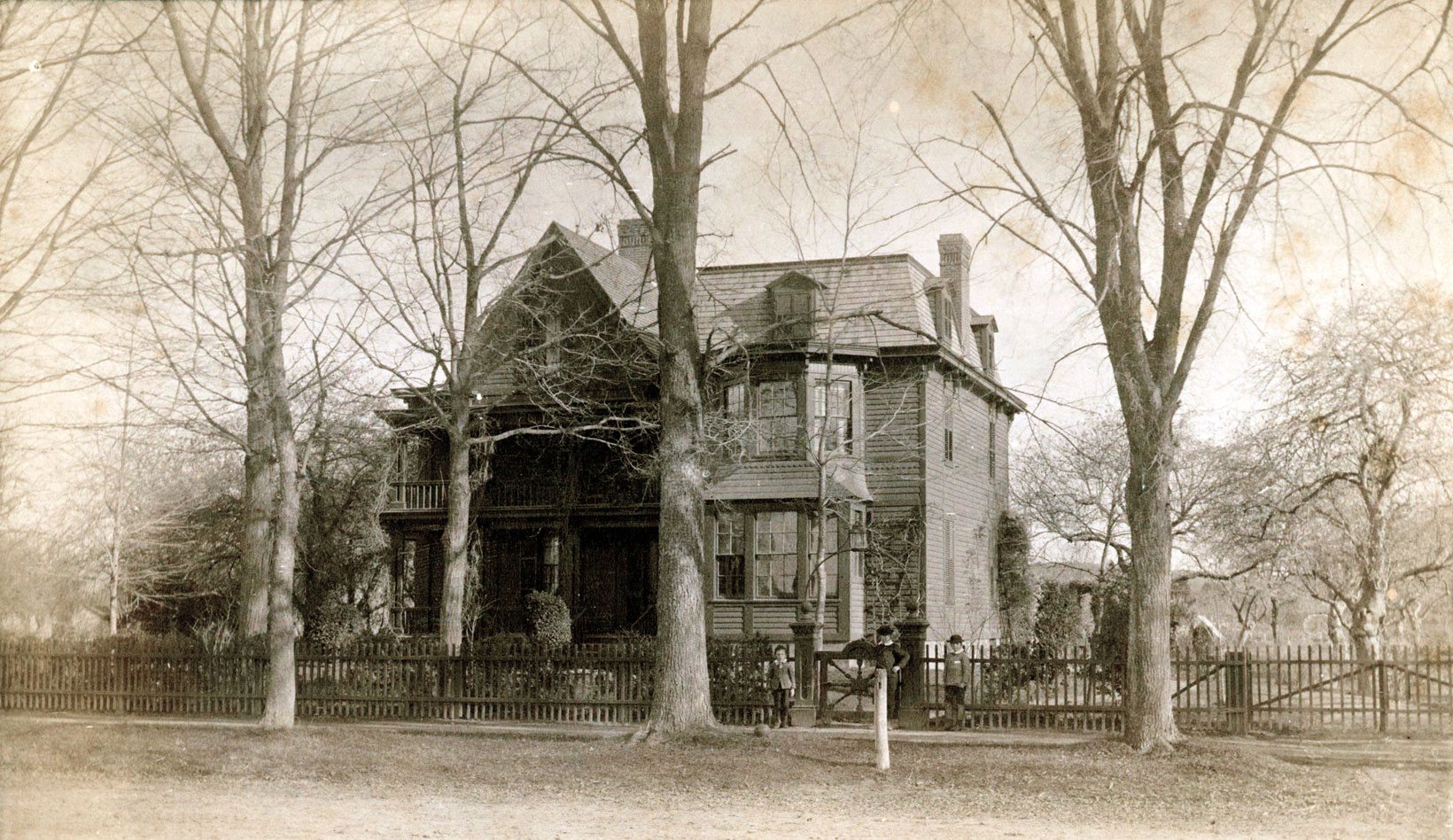 Landmarks: The Disappearance of a Lyme Street House